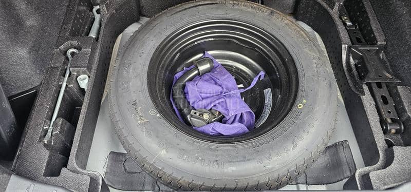 Peugeot 4008 18d 4 pogon