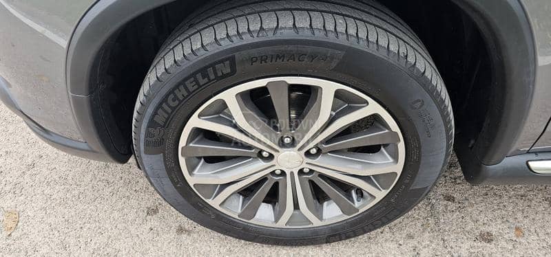 Peugeot 4008 18d 4 pogon