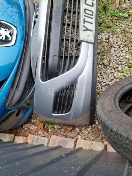 Prednji branik restajling