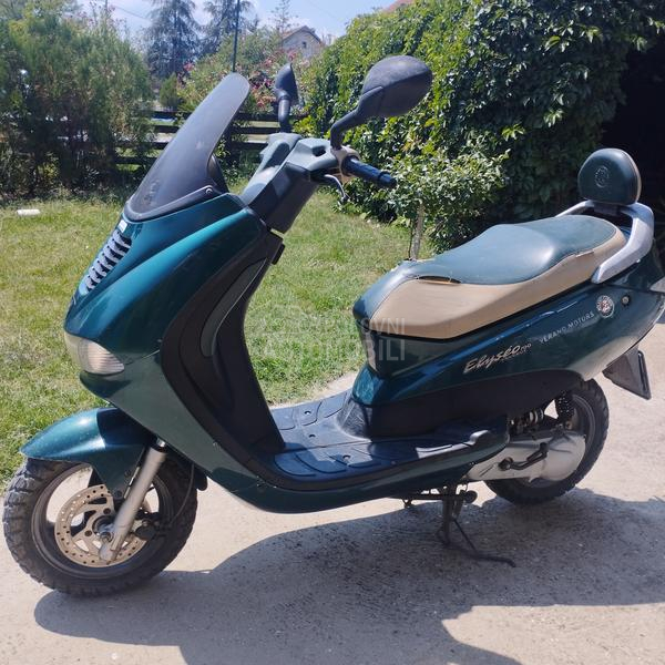 Peugeot elyseo