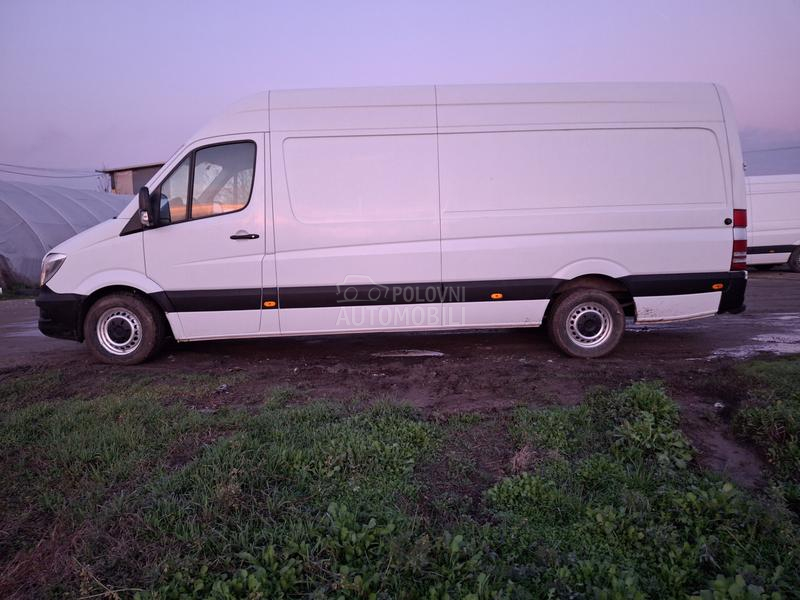 Mercedes Benz Sprinter 