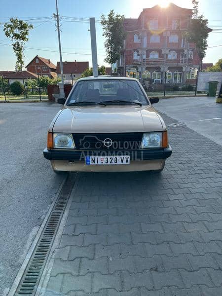 Opel Kadett D