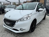Peugeot 208 1.2b