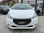 Peugeot 208 1.2b