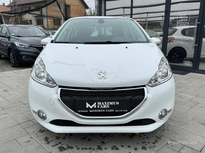Peugeot 208 1.2b