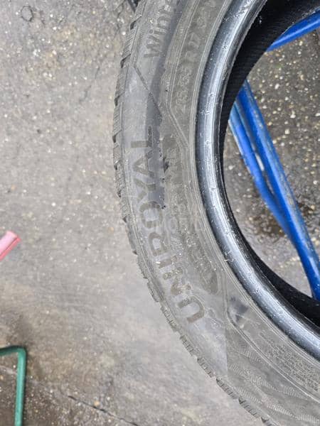 Uniroyal 215/55 R17 Zimska