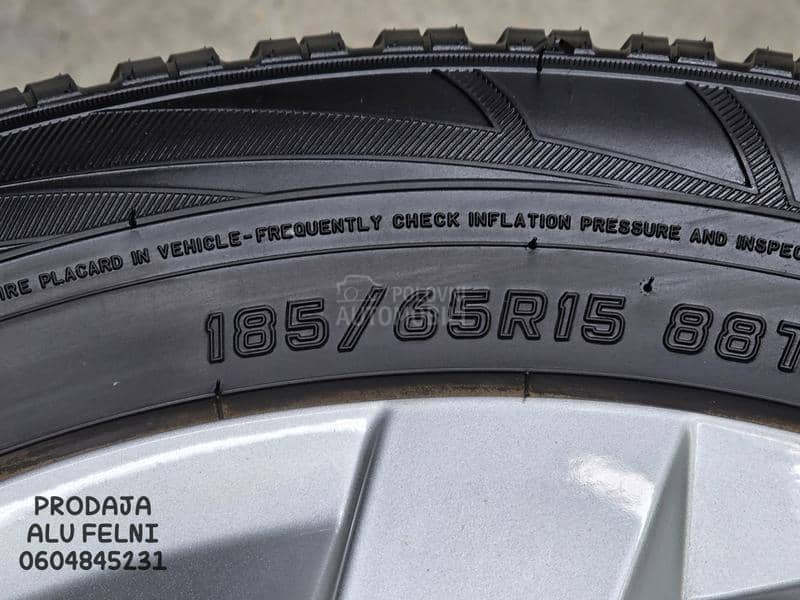 Falken 185/65 R15 Zimska