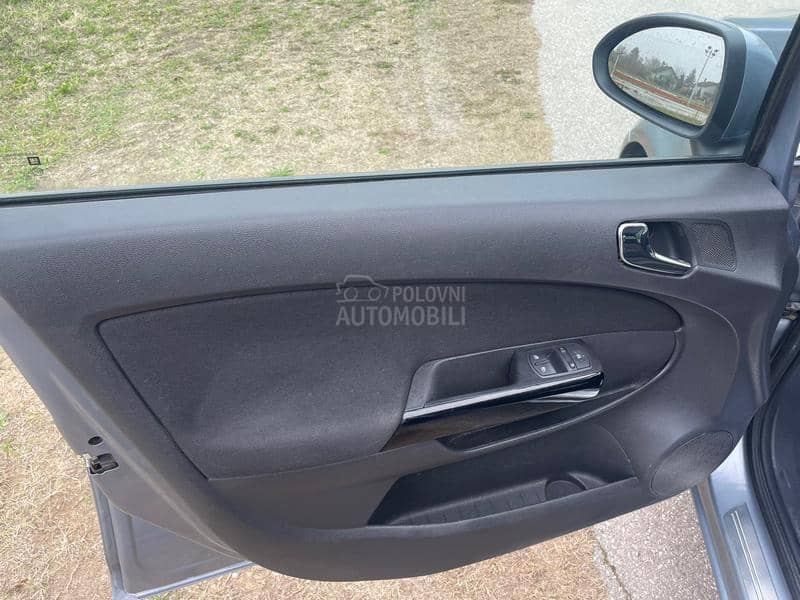 Opel Corsa D 1.2