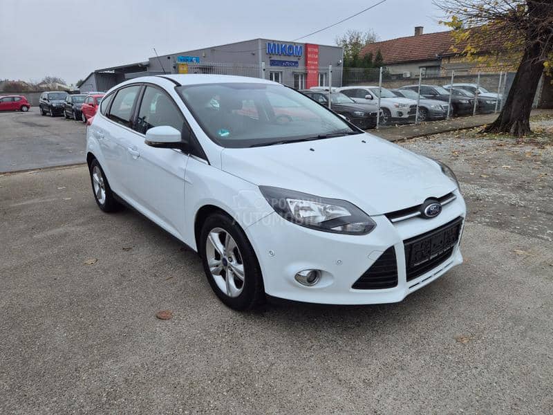 Ford Focus 1.6 b