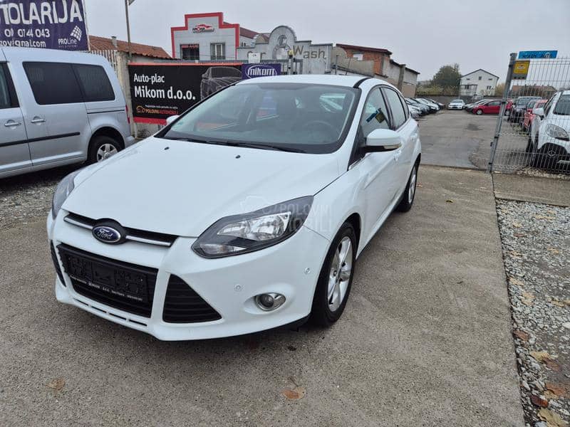 Ford Focus 1.6 b
