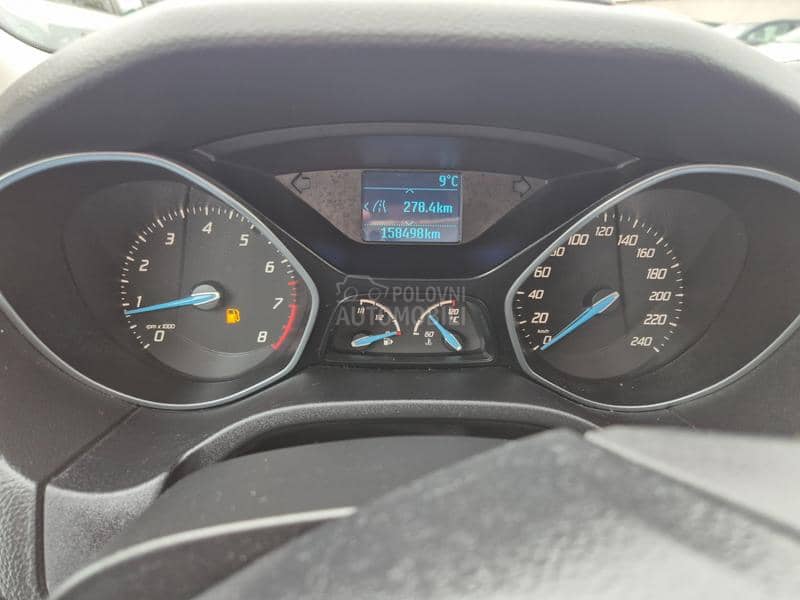 Ford Focus 1.6 b