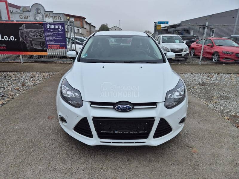 Ford Focus 1.6 b