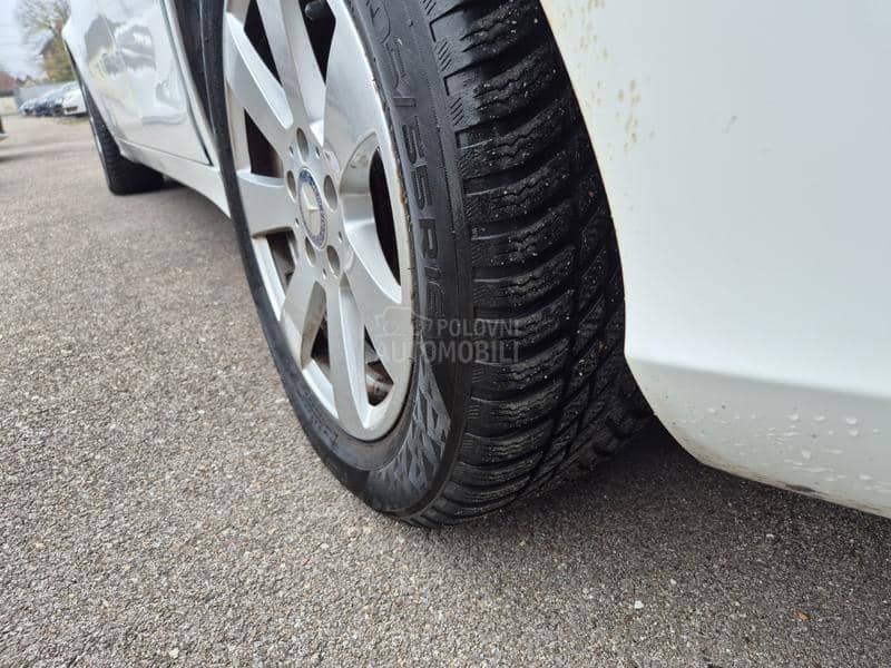 Mercedes Benz C 180 1.6 b