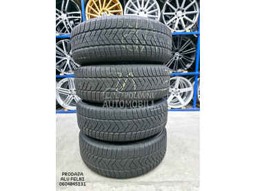 Pirelli 215/65 R17 Zimska