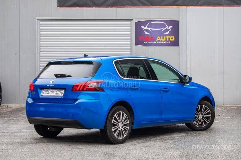 Peugeot 308 1.2EAT ALLURE/VIRT
