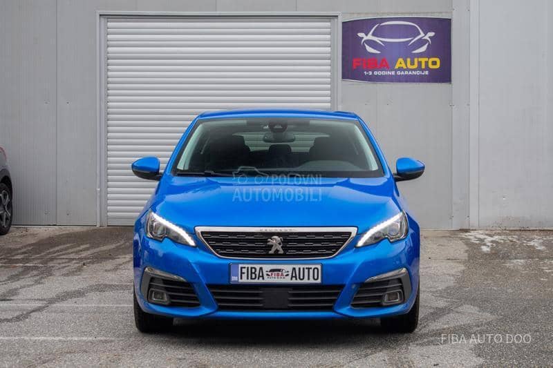 Peugeot 308 1.2EAT ALLURE/VIRT