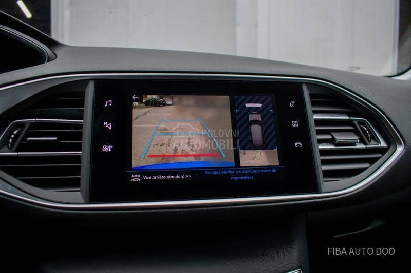 Peugeot 308 1.2EAT ALLURE/VIRT