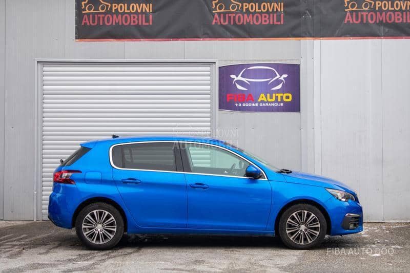 Peugeot 308 1.2EAT ALLURE/VIRT