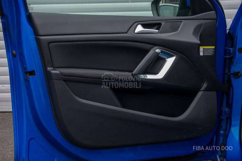 Peugeot 308 1.2EAT ALLURE/VIRT