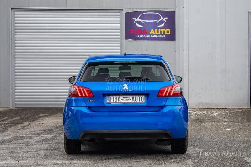 Peugeot 308 1.2EAT ALLURE/VIRT
