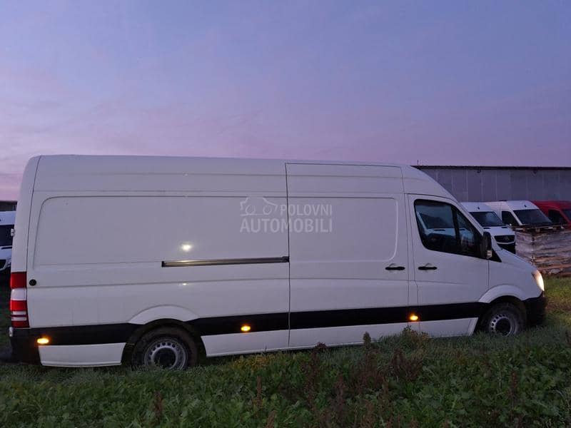 Mercedes Benz Sprinter 