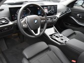 BMW 320 i xDrive AT