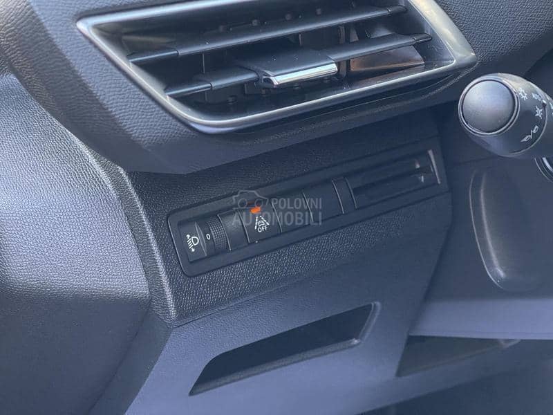 Peugeot 3008 1.2 B Autom