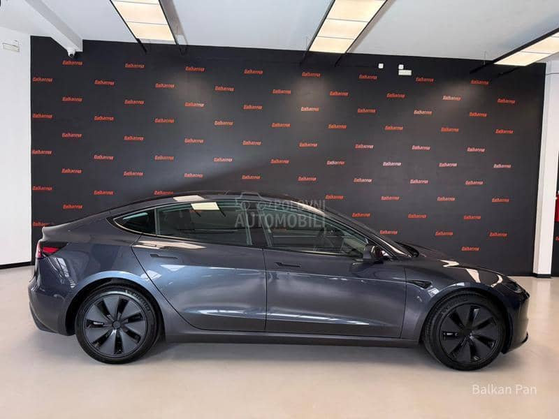 Tesla Model 3 Highland