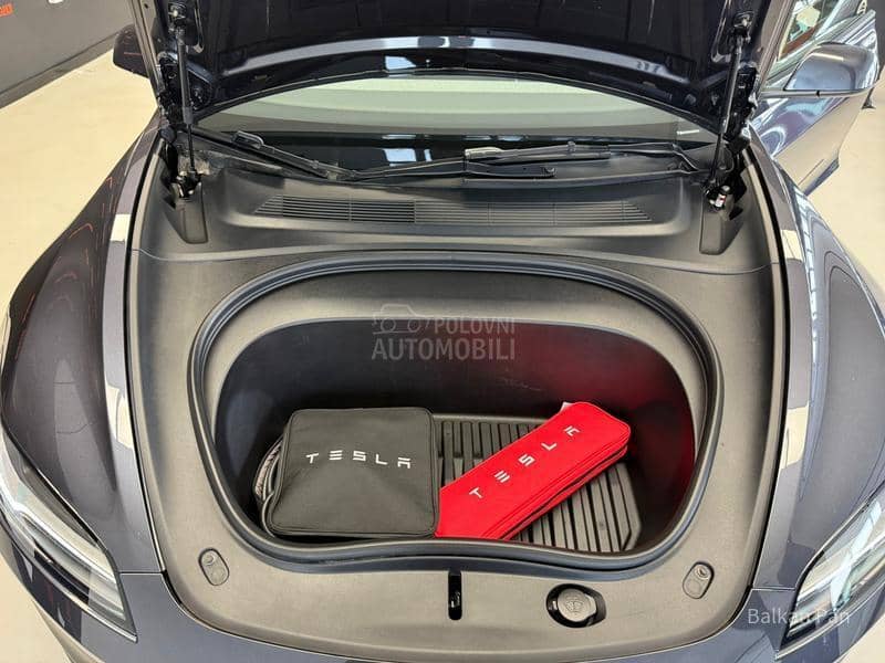 Tesla Model 3 Highland