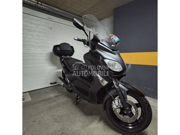 Yamaha X max 250 xmax