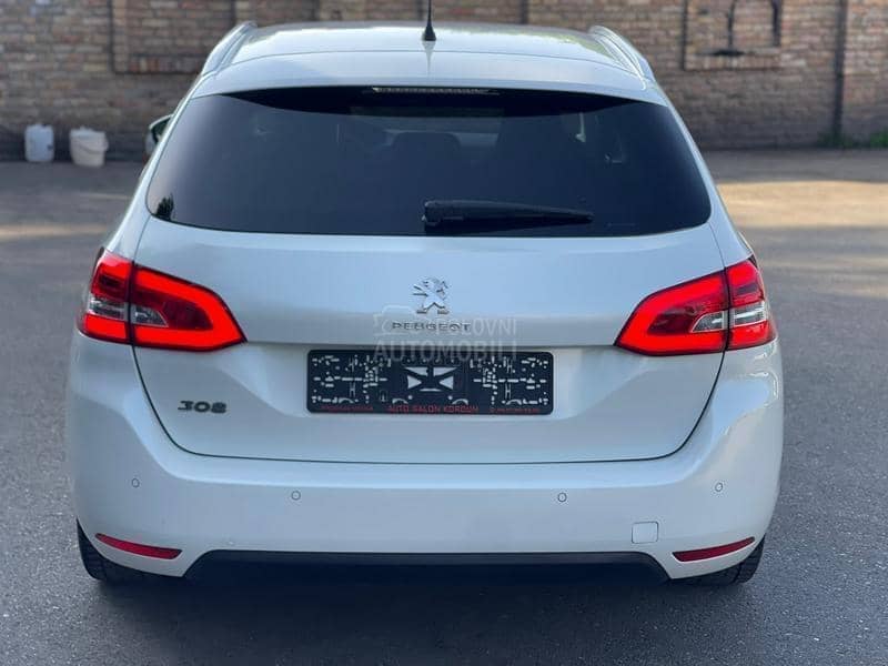 Peugeot 308 ALURE LED PERLA