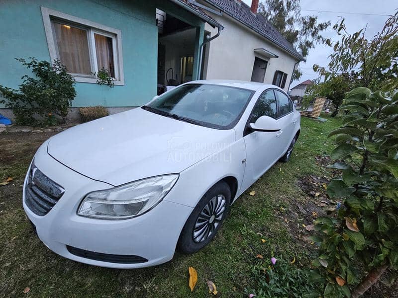 Opel Insignia 2.0cdt 2009. god. -  kompletan auto u delovima