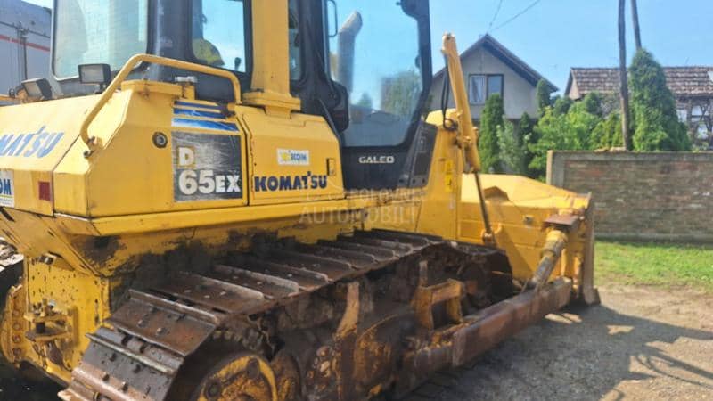 Komatsu d65ex
