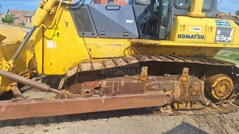 Komatsu d65ex