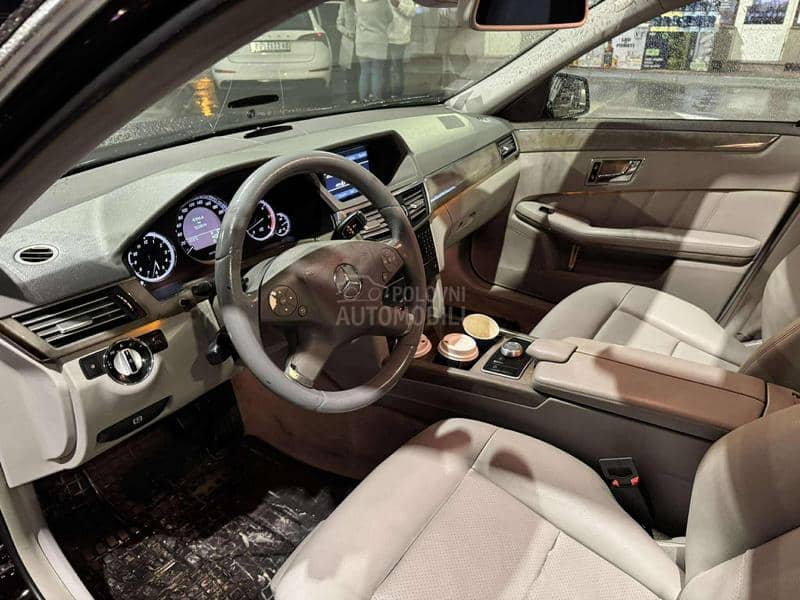 Mercedes Benz E 350 4matic