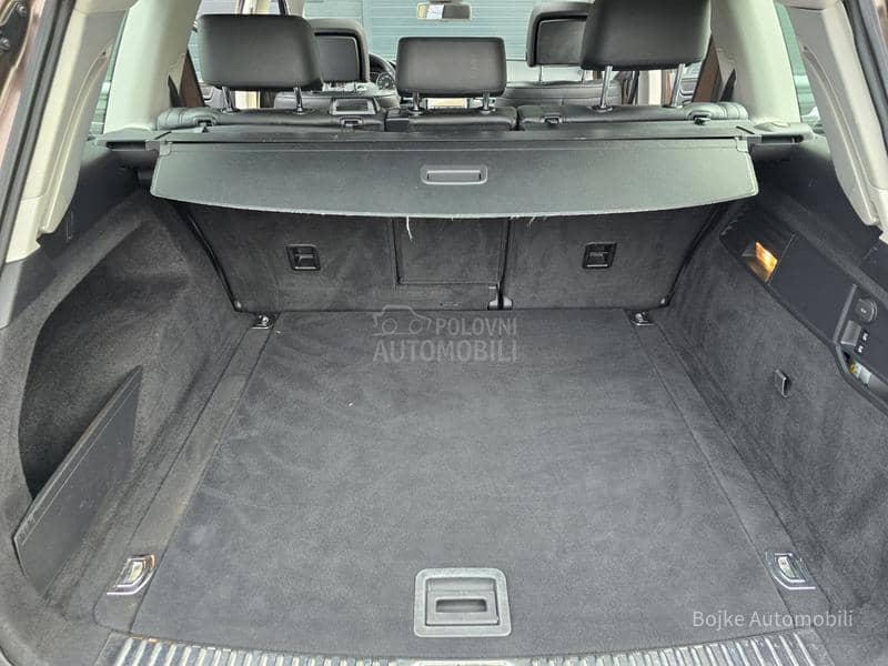 Volkswagen Touareg 3.0TDI CARAT 4x4