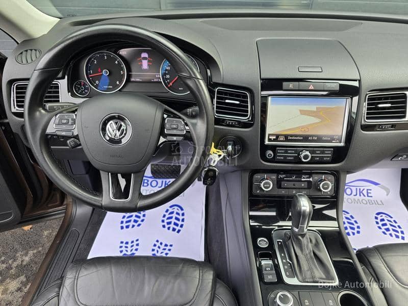 Volkswagen Touareg 3.0TDI CARAT 4x4