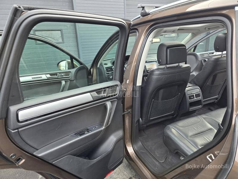 Volkswagen Touareg 3.0TDI CARAT 4x4