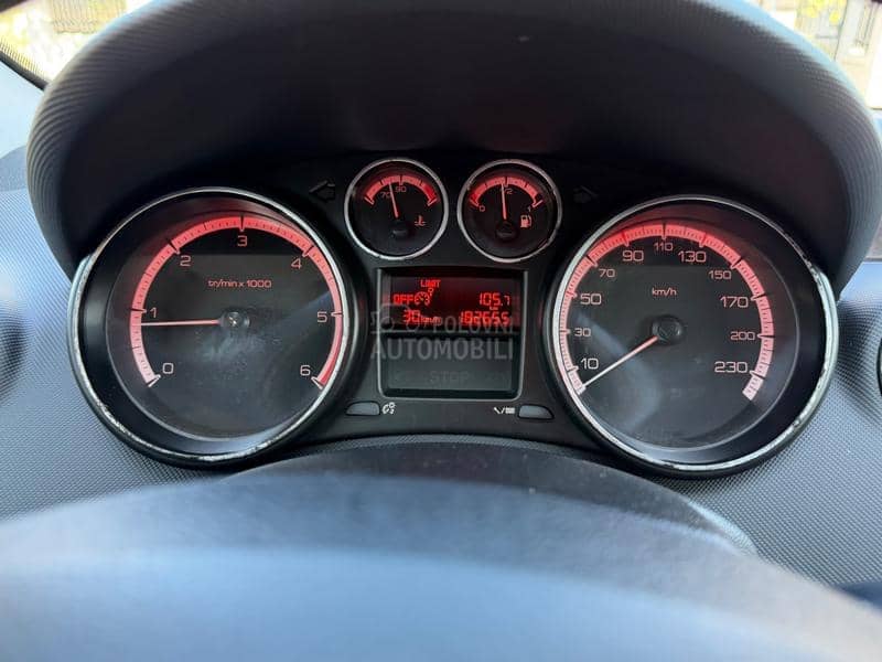 Peugeot 308 1.6HDI PREMIUM