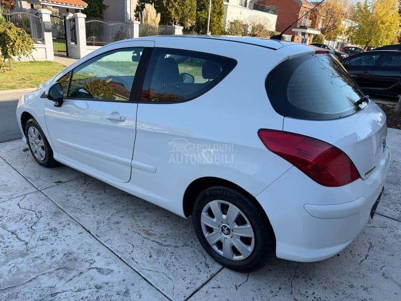 Peugeot 308 1.6HDI PREMIUM