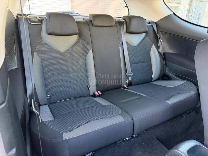 Peugeot 308 1.6HDI PREMIUM