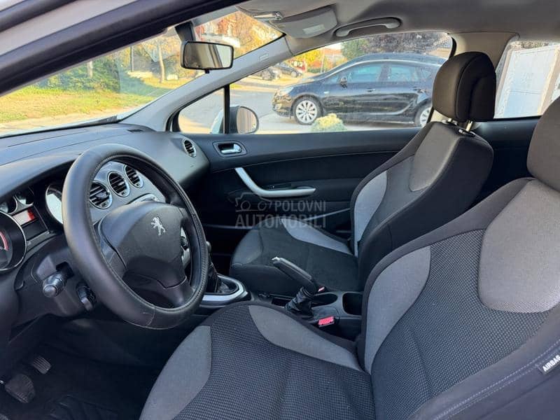 Peugeot 308 1.6HDI PREMIUM