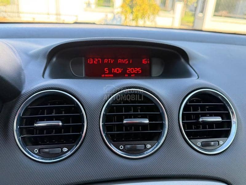 Peugeot 308 1.6HDI PREMIUM