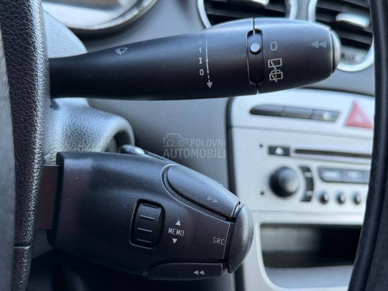 Peugeot 308 1.6HDI PREMIUM