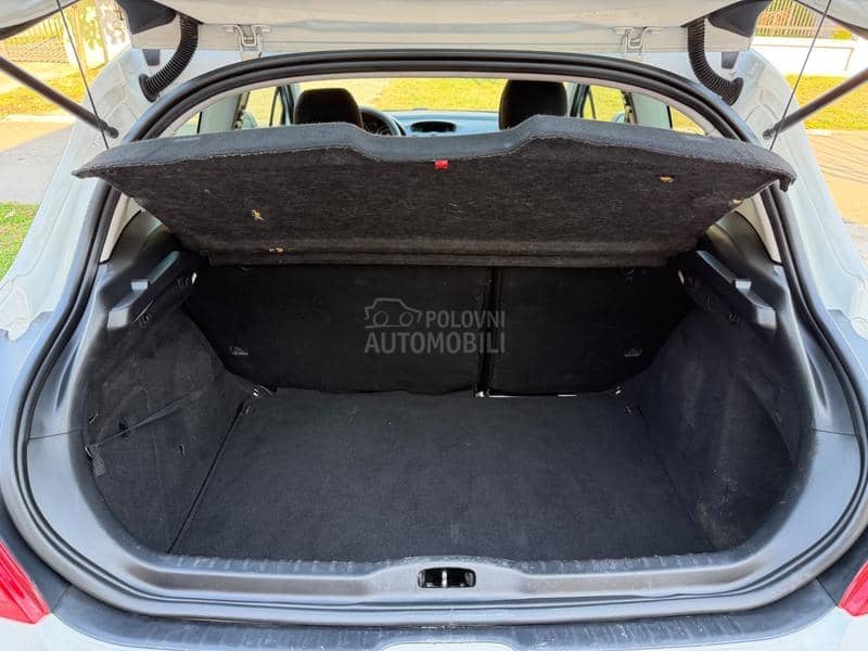 Peugeot 308 1.6HDI PREMIUM