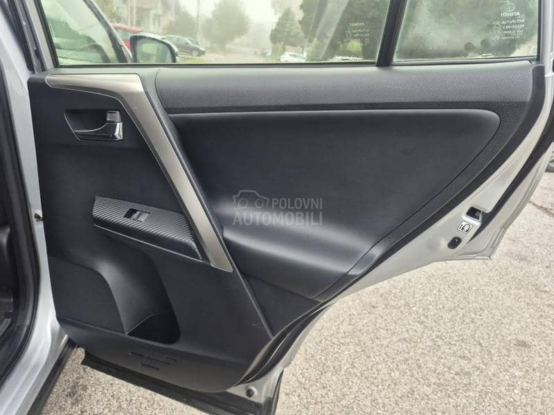 Toyota RAV 4 2.0 D4D TOOP