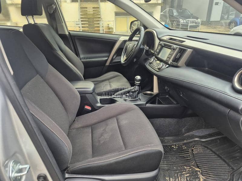 Toyota RAV 4 2.0 D4D TOOP
