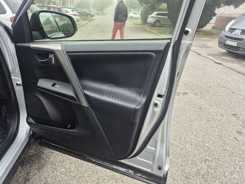 Toyota RAV 4 2.0 D4D TOOP