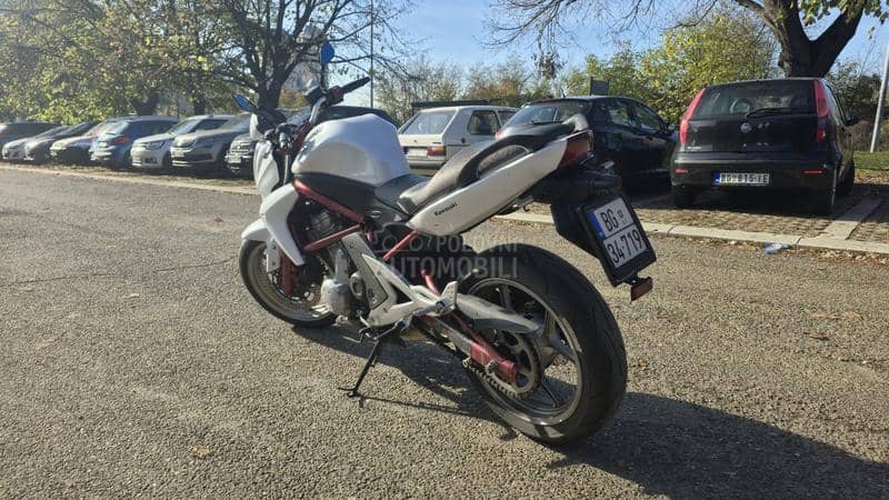 Kawasaki ER6N