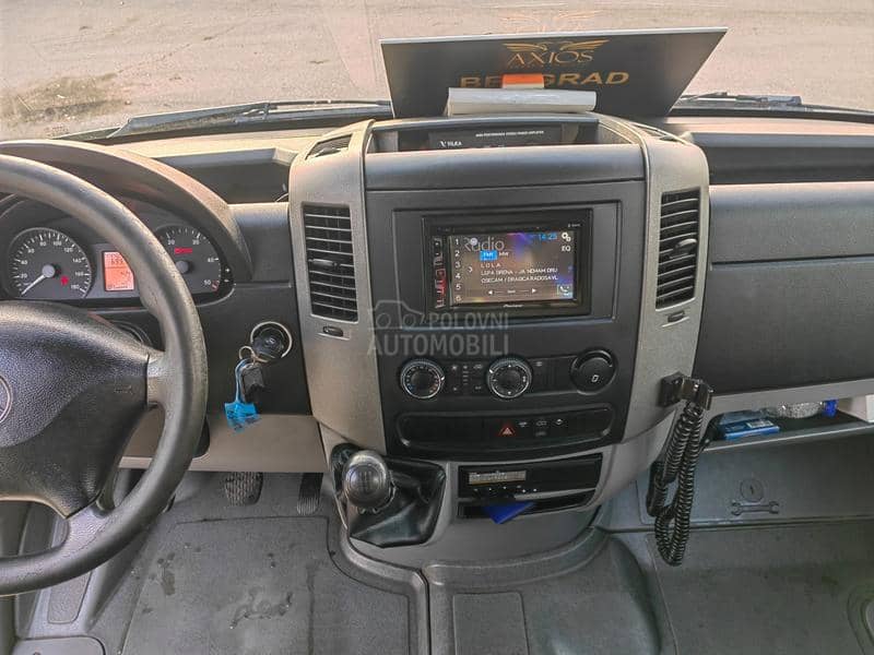 Mercedes Benz Sprinter 516